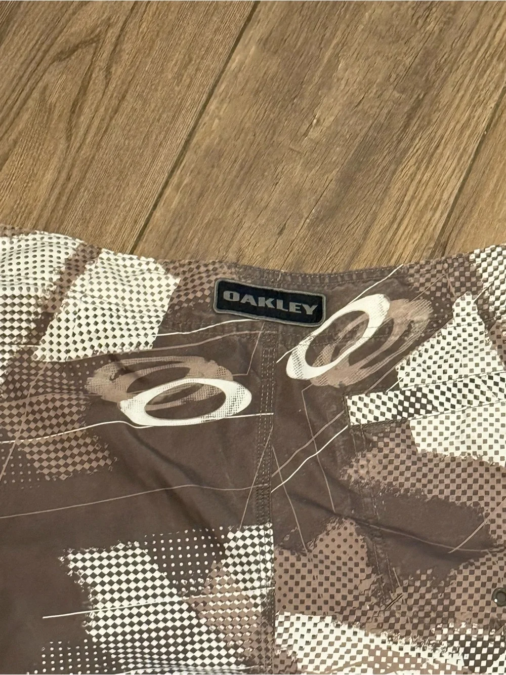 Vintage Oakley Men's Camo Boardshorts - Brown